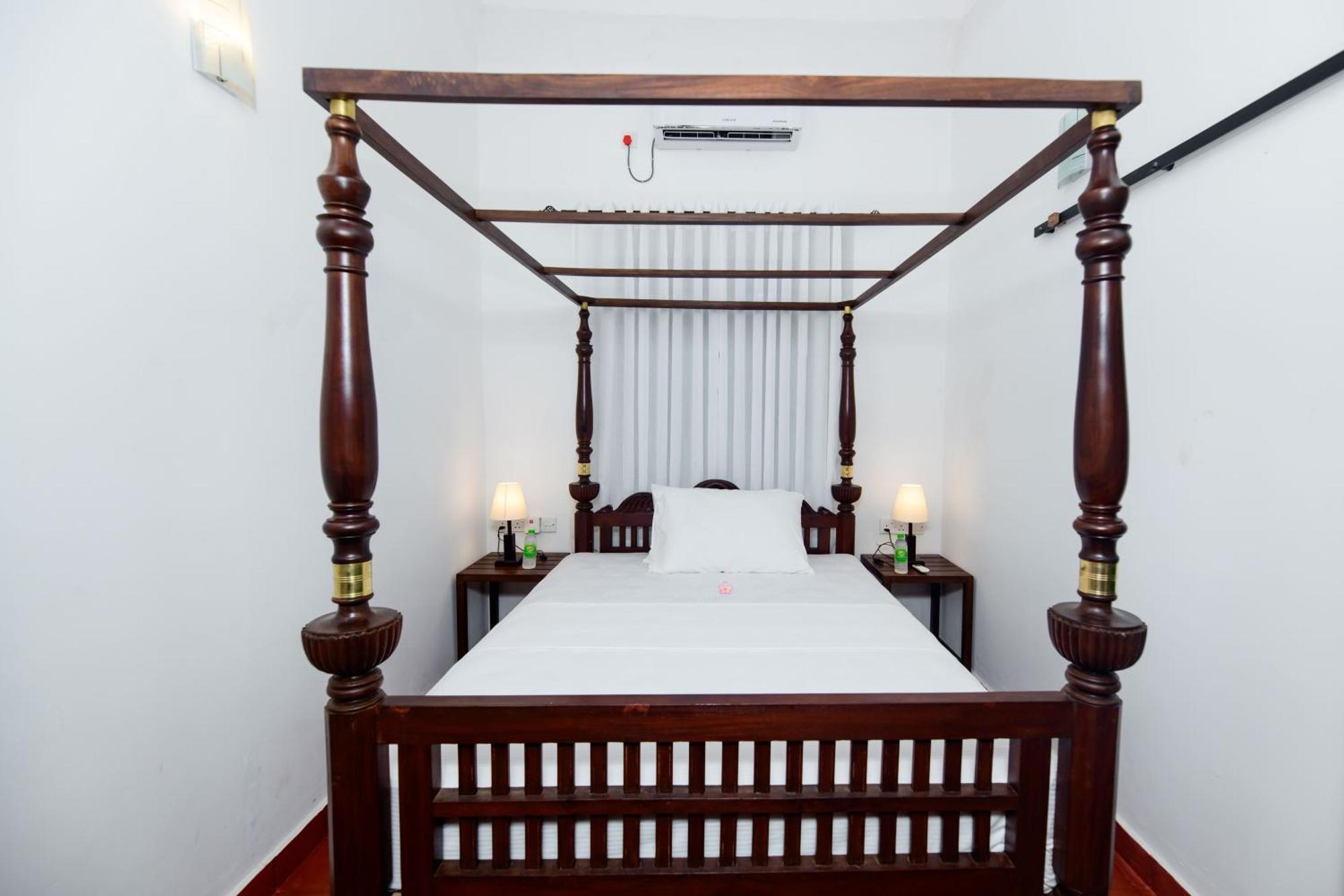 Hill House Villa - Two Bedroom Galle Bagian luar foto