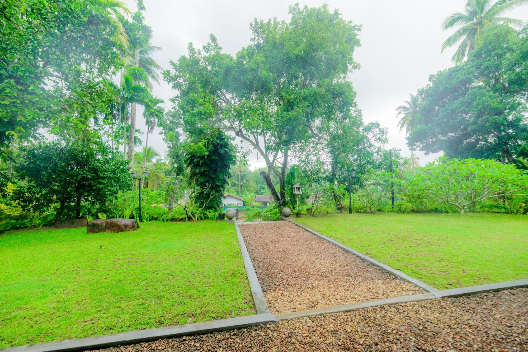 Hill House Villa - Two Bedroom Galle Bagian luar foto