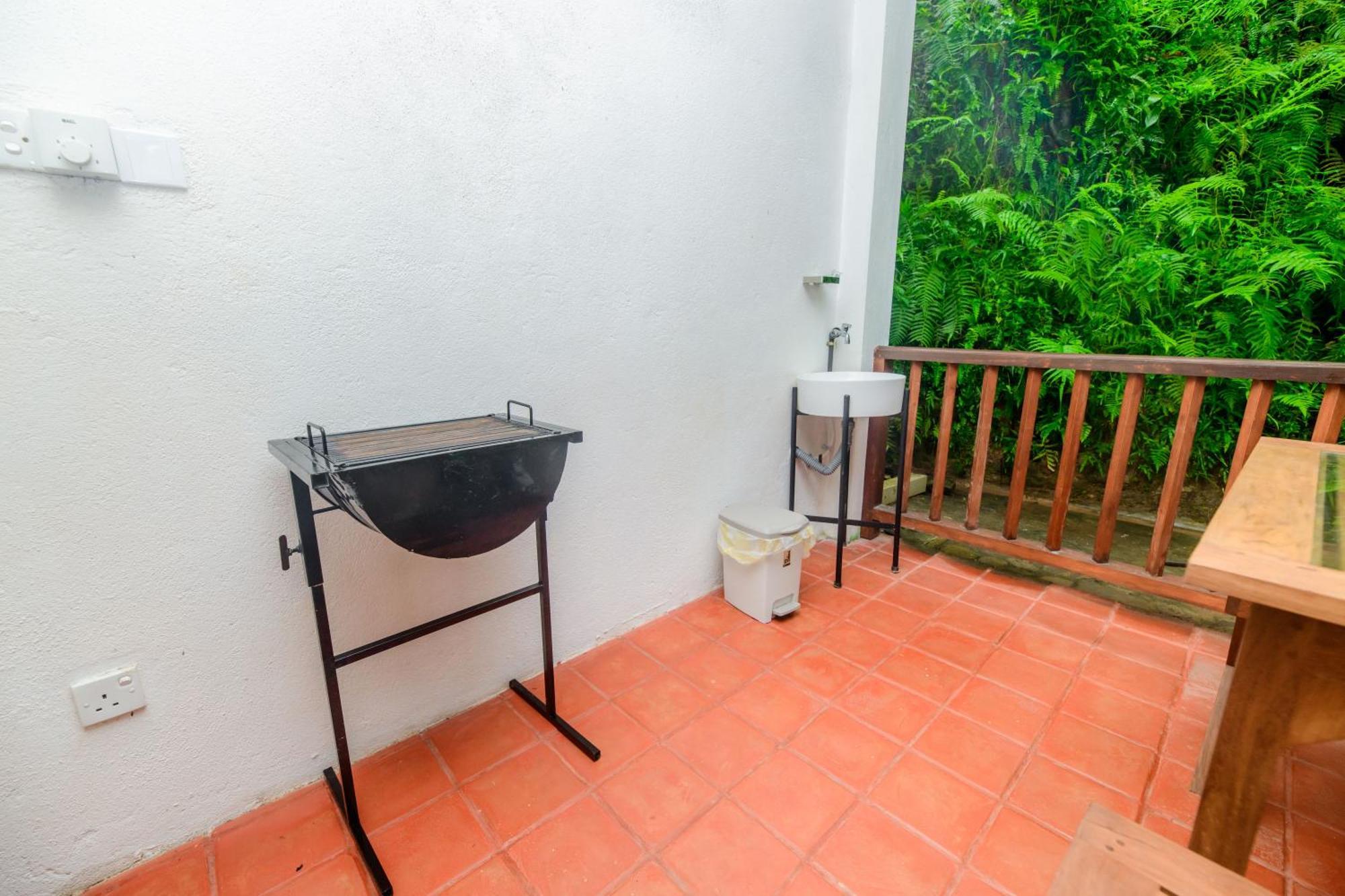 Hill House Villa - Two Bedroom Galle Bagian luar foto