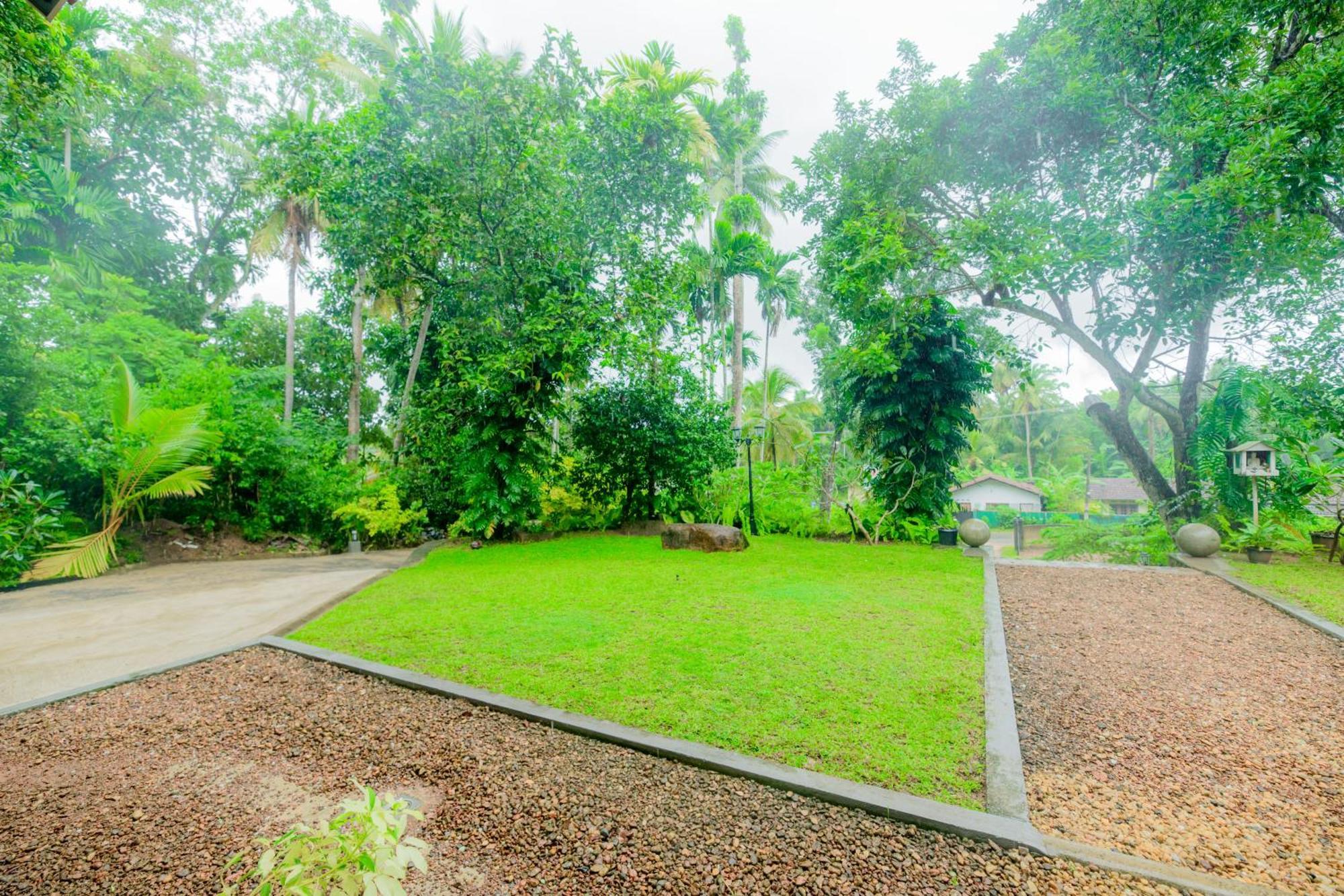 Hill House Villa - Two Bedroom Galle Bagian luar foto